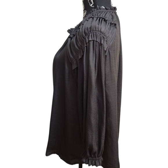 Hashtag In Trend Ruffle Shoulder Top - Picture 6 of 8